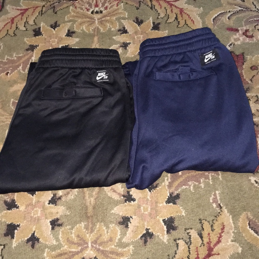 Nike Joggers Bundle!!